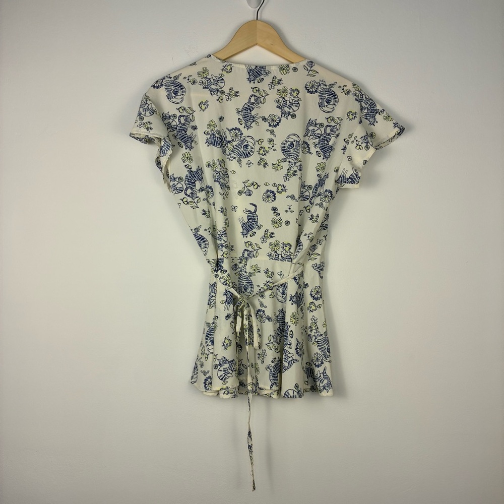 ModCloth cat print true wrap top blouse size S blue